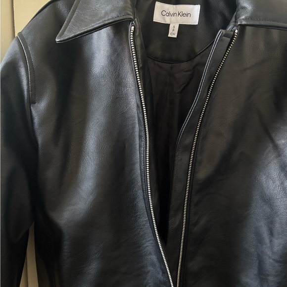 Calvin Klein Women's Classic Black Faux Leather Jacket - Picture 3 of 14